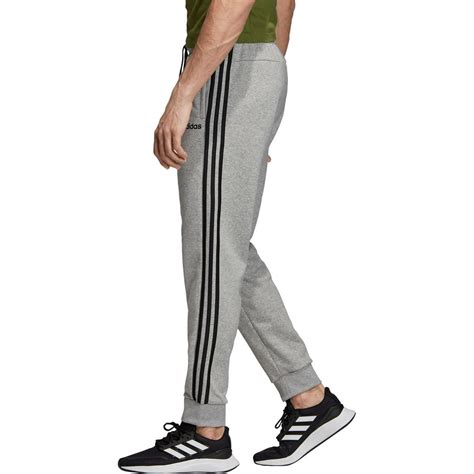 size medium adidas joggers men's